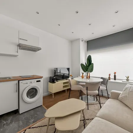 Duplex, Tour Eiffel & Champ-de-mars A Pied Apartman Párizs