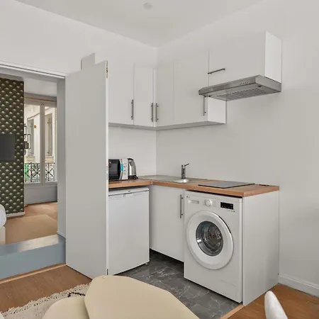 Duplex, Tour Eiffel & Champ-de-mars A Pied