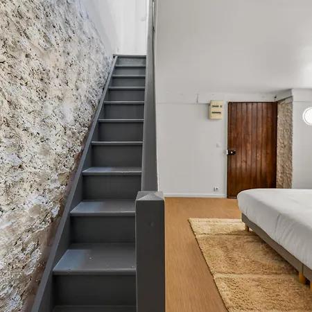 Duplex, Tour Eiffel & Champ-de-mars A Pied